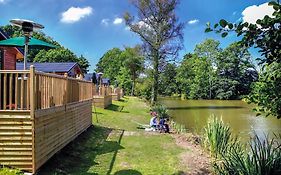 Upton Lakes Lodges